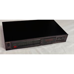 Vintage Toshiba ST-S33 Digital Synthesizer Stereo Tuner